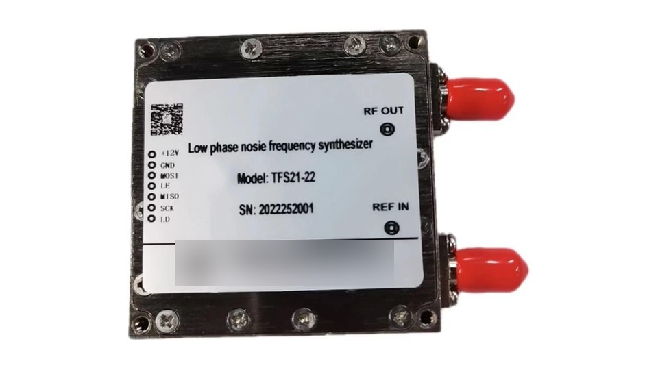 Synthétiseur de fréquence compact TFS21-22